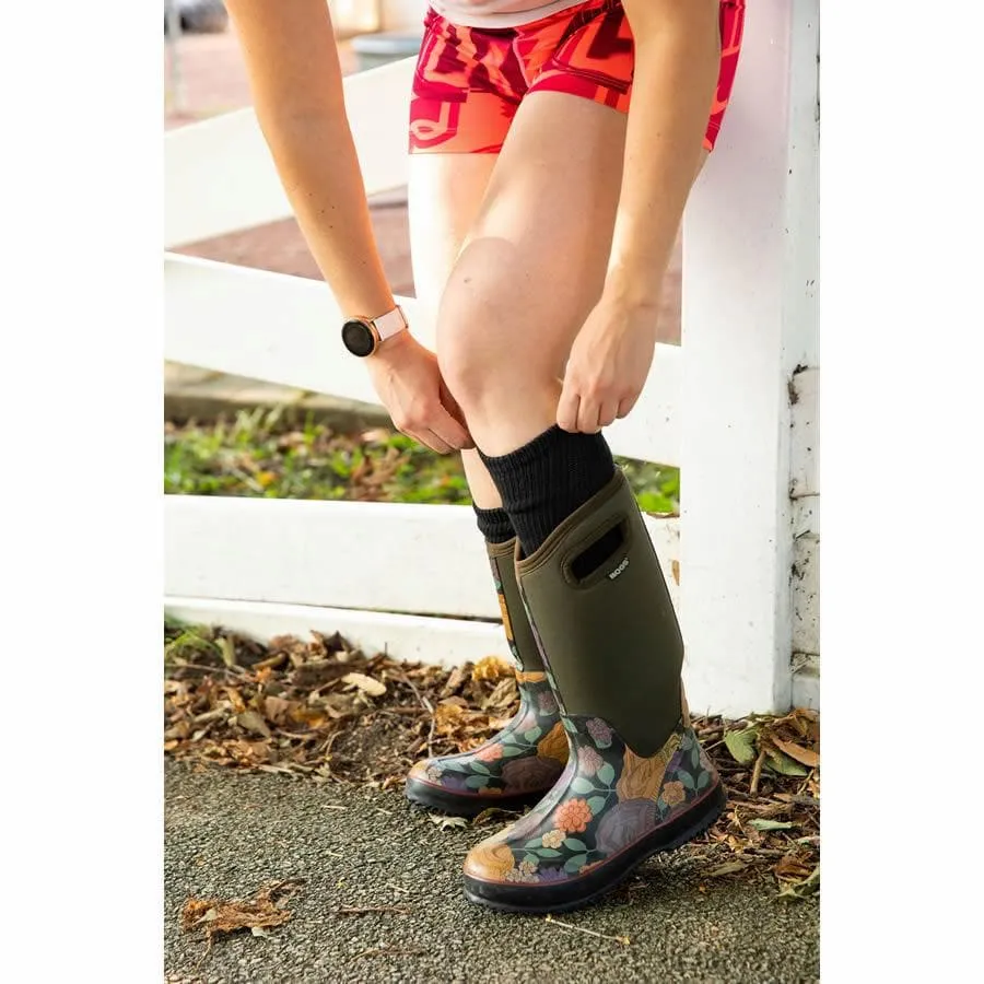 Loose Fit Over the Calf Socks in Black
